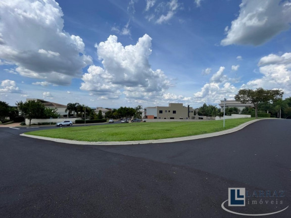 Imagem Terreno à Venda, 1.630 m² em Guaporé - Condominio Guaporé - Ribeirão Preto Imagem Terreno à Venda, 1.630 m² em Guaporé - Condominio Guaporé - Ribeirão Preto