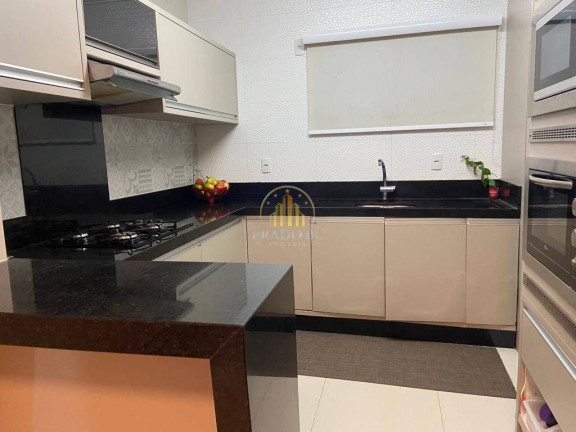Imagem Casa com 3 Quartos à Venda, 261 m² em Centro - Balneário Camboriú Imagem Casa com 3 Quartos à Venda, 261 m² em Centro - Balneário Camboriú
