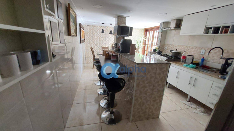 Imagem Casa com 4 Quartos à Venda, 150 m² em Quissama - Petrópolis