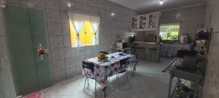Imagem Casa com 4 Quartos à Venda, em Campo Grande - Rio De Janeiro Imagem Casa com 4 Quartos à Venda, em Campo Grande - Rio De Janeiro