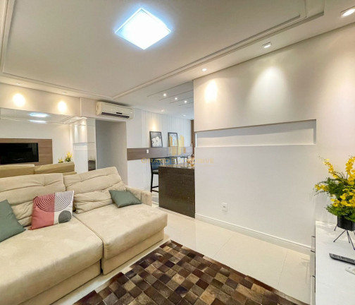Imagem Apartamento com 2 Quartos à Venda, 87 m² em Centro - Balneário Camboriú Imagem Apartamento com 2 Quartos à Venda, 87 m² em Centro - Balneário Camboriú