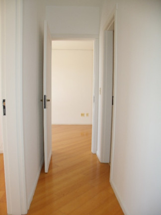 Imagem Imóvel com 3 Quartos à Venda, 140 m² em Chácara Das Pedras - Porto Alegre Imagem Imóvel com 3 Quartos à Venda, 140 m² em Chácara Das Pedras - Porto Alegre