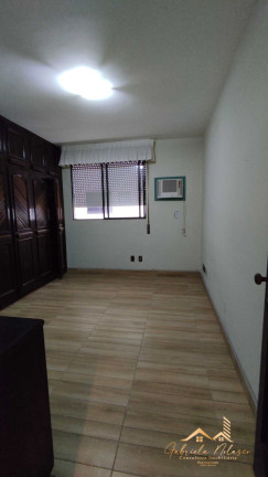 Imagem Apartamento com 3 Quartos à Venda, 278 m² em Aparecida - Santos