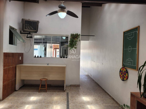 Imagem Casa com 3 Quartos à Venda, 130 m² em Centro - Barra Velha