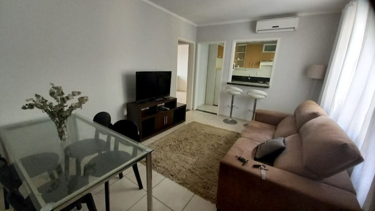Apartamento com 2 Quartos à Venda, 58 m² em São Sebastião - Porto Alegre