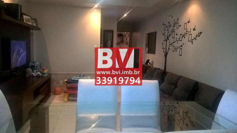 Imagem Casa com 2 Quartos à Venda, 157 m² em Irajá - Rio De Janeiro Imagem Casa com 2 Quartos à Venda, 157 m² em Irajá - Rio De Janeiro