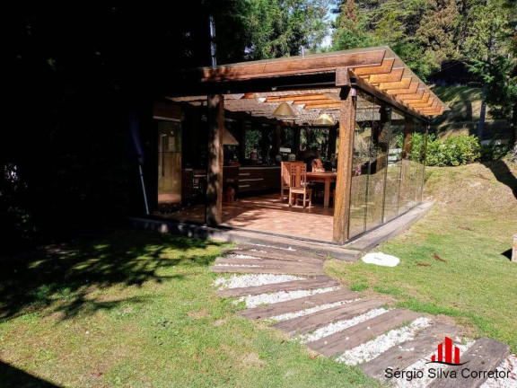 Imagem Casa de Condomínio com 3 Quartos à Venda, em Descansópolis - Campos Do Jordão Imagem Casa de Condomínio com 3 Quartos à Venda, em Descansópolis - Campos Do Jordão