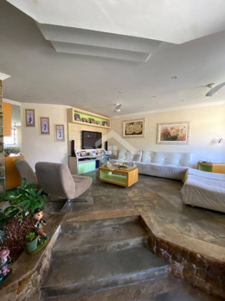 Imagem Casa com 4 Quartos à Venda, 560 m² em Itaipu - Niterói Imagem Casa com 4 Quartos à Venda, 560 m² em Itaipu - Niterói