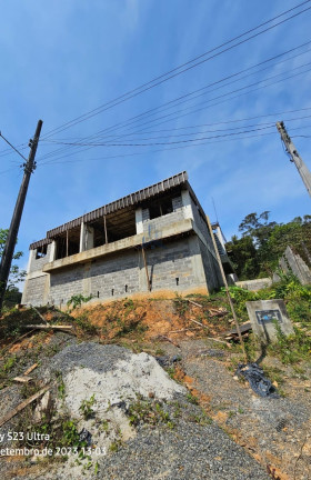 Apartamento com 2 Quartos à Venda, 58 m² em Itaum - Joinville