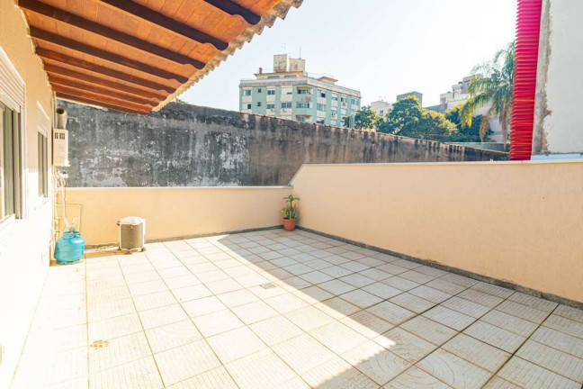 Imagem Imóvel com 3 Quartos à Venda,  em Auxiliadora - Porto Alegre