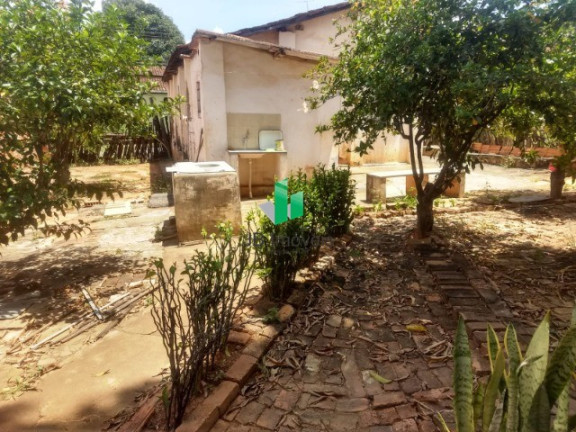 Imagem Terreno à Venda, 420 m² em Vila Ipiranga - Montes Claros