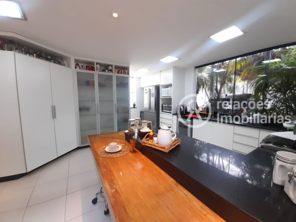 Imagem Casa com 5 Quartos à Venda, 462 m² em Santa Lúcia - Belo Horizonte Imagem Casa com 5 Quartos à Venda, 462 m² em Santa Lúcia - Belo Horizonte