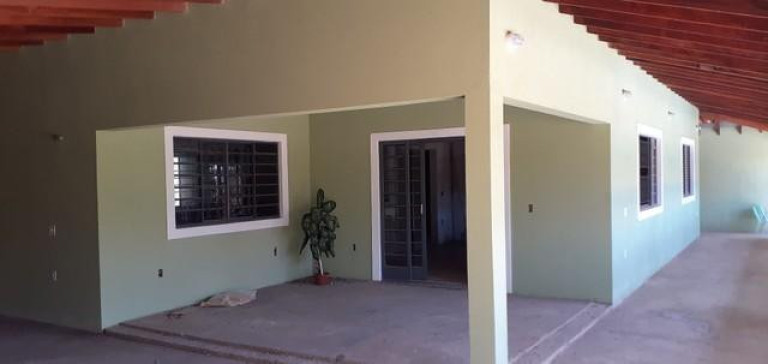 Imagem Casa com 2 Quartos à Venda, 380 m² em Vila Perseu Leite De Barros - Campinas Imagem Casa com 2 Quartos à Venda, 380 m² em Vila Perseu Leite De Barros - Campinas