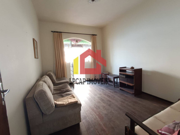 Casa com 4 Quartos à Venda, 300 m² em Sagrada Família - Belo Horizonte