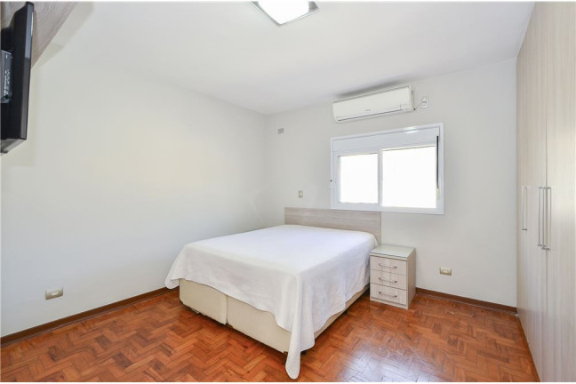Imagem Casa com 2 Quartos à Venda, em Chácara Santo Antônio (zona Sul) - São Paulo Imagem Casa com 2 Quartos à Venda, em Chácara Santo Antônio (zona Sul) - São Paulo