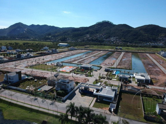 Terreno à Venda, 172 m² em Deltaville - Biguaçu