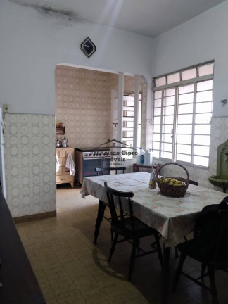 Imagem Casa com 4 Quartos à Venda, 156 m² em Centro - Guaratinguetá