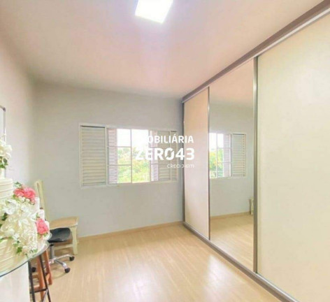 Imagem Casa com 4 Quartos à Venda, 300 m² em Jardim Alvorada - Londrina Imagem Casa com 4 Quartos à Venda, 300 m² em Jardim Alvorada - Londrina
