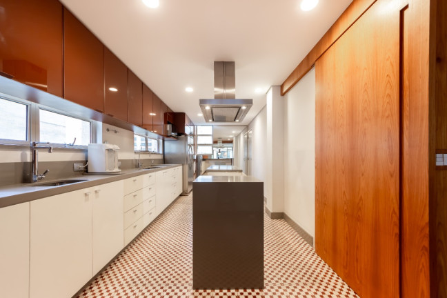 Imagem Apartamento com 3 Quartos à Venda, 198 m² em Itaim Bibi - São Paulo
