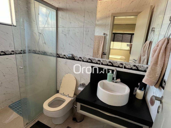 Imagem Sobrado com 3 Quartos à Venda, 260 m² em Portal Do Sol I - Goiânia