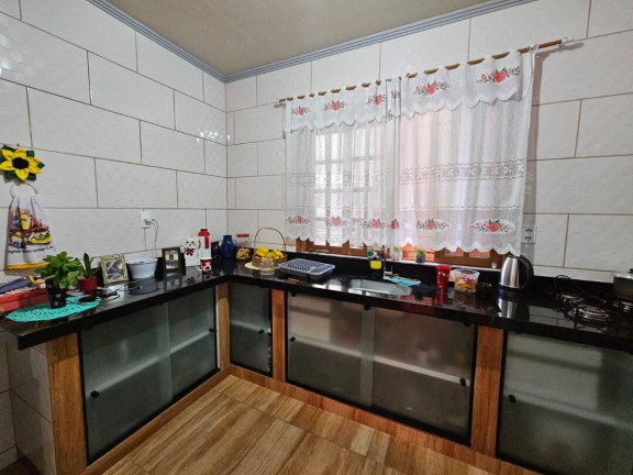 Imagem Casa com 6 Quartos à Venda, 160 m² em Centro - Balneário Barra Do Sul