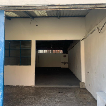 Galpão à Venda ou Locação, 180 m² em Jardim São Guilherme - Sorocaba