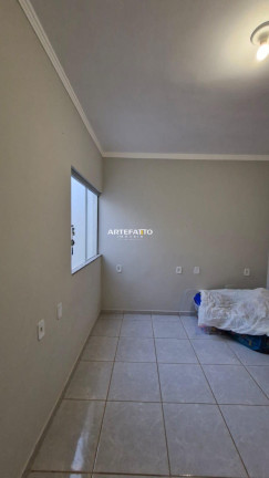 Imagem Casa com 2 Quartos à Venda, 125 m²