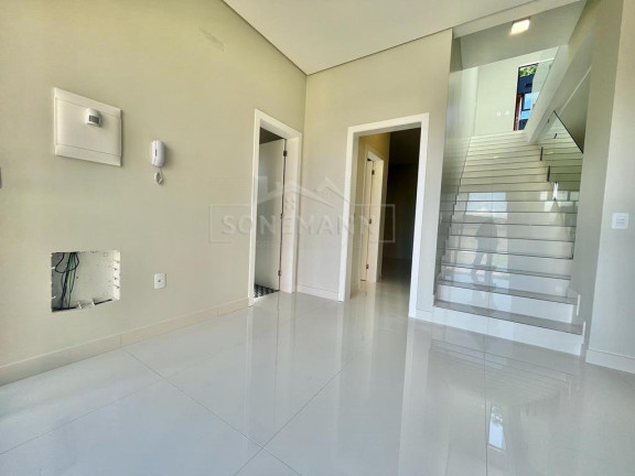 Imagem Casa de Condomínio com 4 Quartos à Venda, 360 m² em Córrego Grande - Florianópolis Imagem Casa de Condomínio com 4 Quartos à Venda, 360 m² em Córrego Grande - Florianópolis