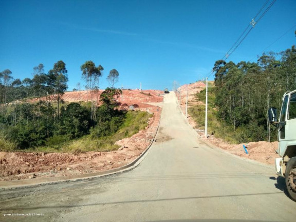 Imagem Terreno à Venda, 132 m² em Veneza - Cotia