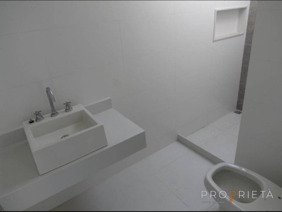 Imagem Casa de Condomínio com 4 Quartos à Venda, 310 m² em Barra Da Tijuca - Rio De Janeiro Imagem Casa de Condomínio com 4 Quartos à Venda, 310 m² em Barra Da Tijuca - Rio De Janeiro