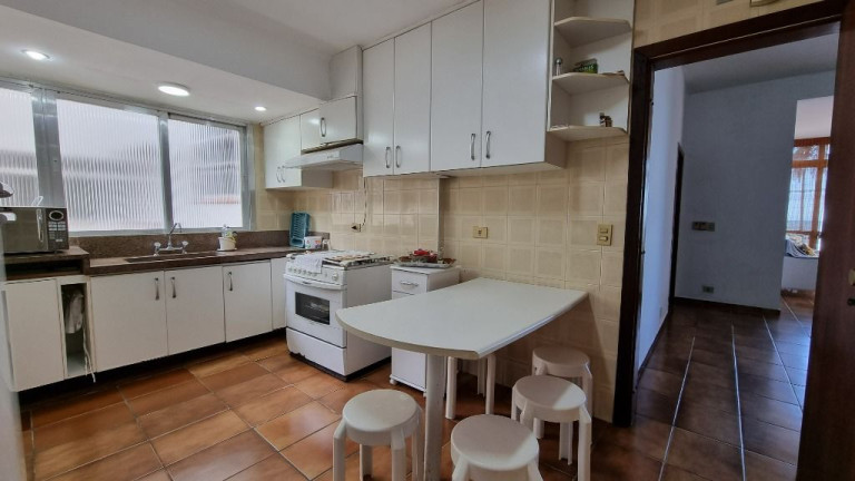 Imagem Apartamento com 3 Quartos à Venda, 190 m² em Pitangueiras - Guarujá Imagem Apartamento com 3 Quartos à Venda, 190 m² em Pitangueiras - Guarujá