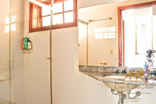 Imagem Casa com 4 Quartos à Venda, 180 m² em Alto Capivari - Campos Do Jordão