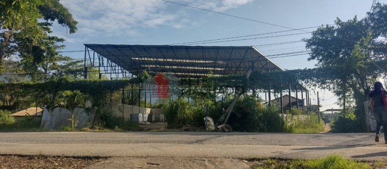Imagem Galpão à Venda, 980 m² em Barra De Guaratiba - Rio De Janeiro Imagem Galpão à Venda, 980 m² em Barra De Guaratiba - Rio De Janeiro