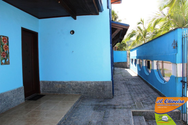 Sobrado com 7 Quartos à Venda, 216 m² em Perequê Açu - Ubatuba