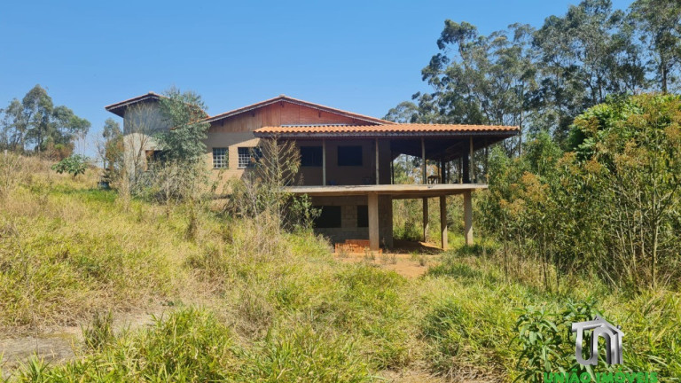 Imagem Imóvel com 3 Quartos à Venda,  em Arara Dos Pereiras - Bragança Paulista