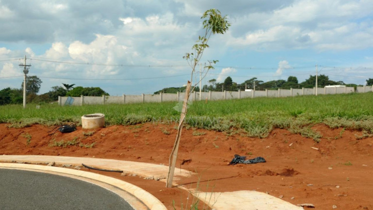 Imagem Terreno à Venda, 510 m² em Centro - Jaguariúna Imagem Terreno à Venda, 510 m² em Centro - Jaguariúna