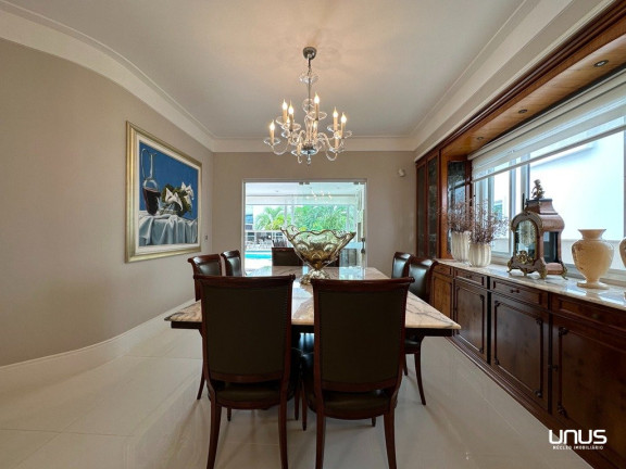 Imagem Casa com 5 Quartos à Venda, 600 m² em Jurerê Internacional - Florianópolis Imagem Casa com 5 Quartos à Venda, 600 m² em Jurerê Internacional - Florianópolis