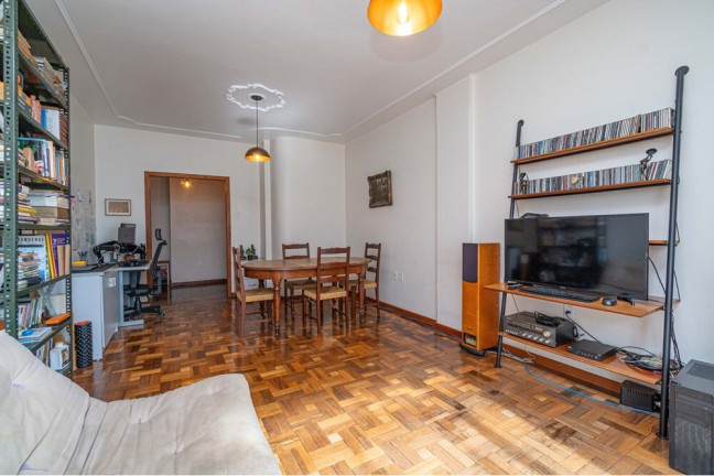 Imagem Apartamento com 3 Quartos à Venda, 110 m² em Rio Branco - Porto Alegre