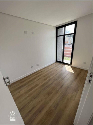 Imagem Sobrado com 3 Quartos à Venda, 140 m² em Atuba - Curitiba