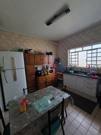 Imagem Casa com 3 Quartos à Venda, 99 m² em Vila Omar - Americana