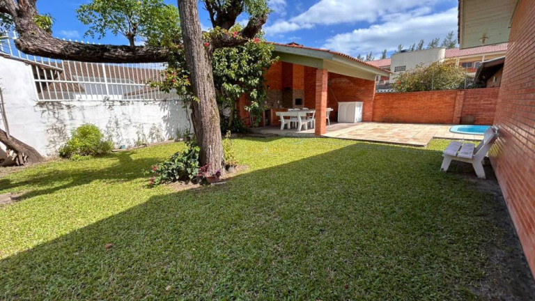 Imagem Casa com 5 Quartos à Venda, 318 m² em Atlântida - Xangri-lá