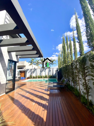 Casa com 5 Quartos à Venda, 390 m² em Caiçaras - Patos De Minas