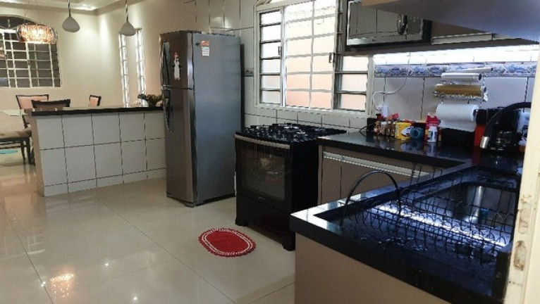 Imagem Casa com 3 Quartos à Venda, 200 m² em Setor Habitacional Arniqueira (águas Claras) - Brasília Imagem Casa com 3 Quartos à Venda, 200 m² em Setor Habitacional Arniqueira (águas Claras) - Brasília