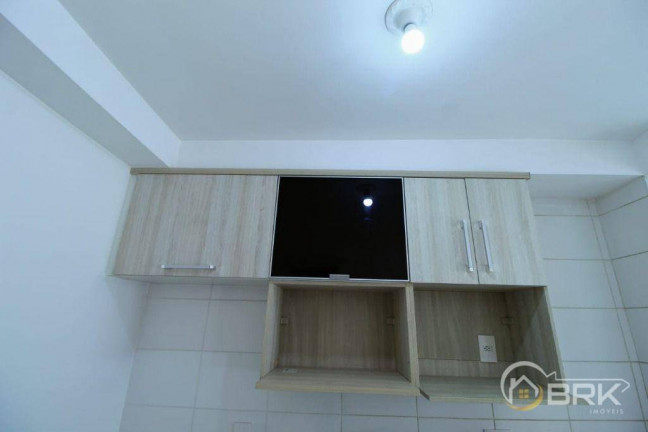 Imagem Apartamento com 2 Quartos à Venda, 45 m² em Vila Carmosina - São Paulo
