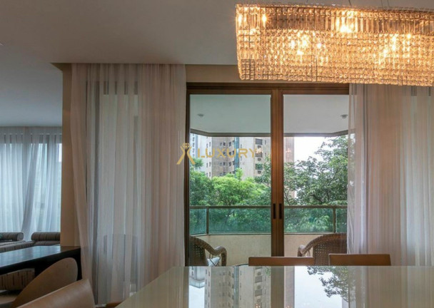 Imagem Imóvel com 4 Quartos à Venda, 147 m² em Belvedere - Belo Horizonte