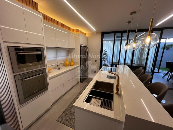 Imagem Casa com 3 Quartos à Venda, 230 m² em São Judas - Itajaí Imagem Casa com 3 Quartos à Venda, 230 m² em São Judas - Itajaí