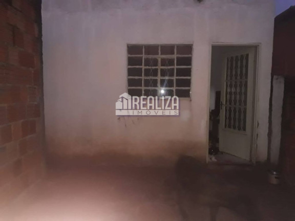 Imagem Casa com 2 Quartos à Venda, 582 m² em São Benedito - Uberaba Imagem Casa com 2 Quartos à Venda, 582 m² em São Benedito - Uberaba