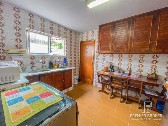 Imagem Apartamento com 4 Quartos à Venda, 123 m² em São Pedro - Teresópolis Imagem Apartamento com 4 Quartos à Venda, 123 m² em São Pedro - Teresópolis
