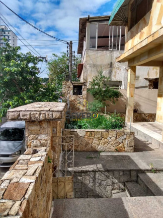 Imagem Casa com 4 Quartos à Venda, 460 m² em Fonseca - Niterói Imagem Casa com 4 Quartos à Venda, 460 m² em Fonseca - Niterói