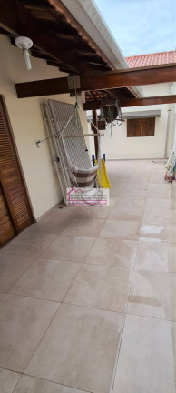 Imagem Casa com 3 Quartos à Venda, 300 m² em Caraguatatuba